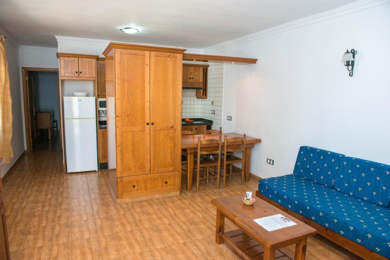 Apartamentos La Palmera Frontera Luaran gambar